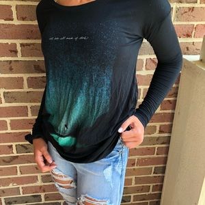 Long sleeve stars graphic tee